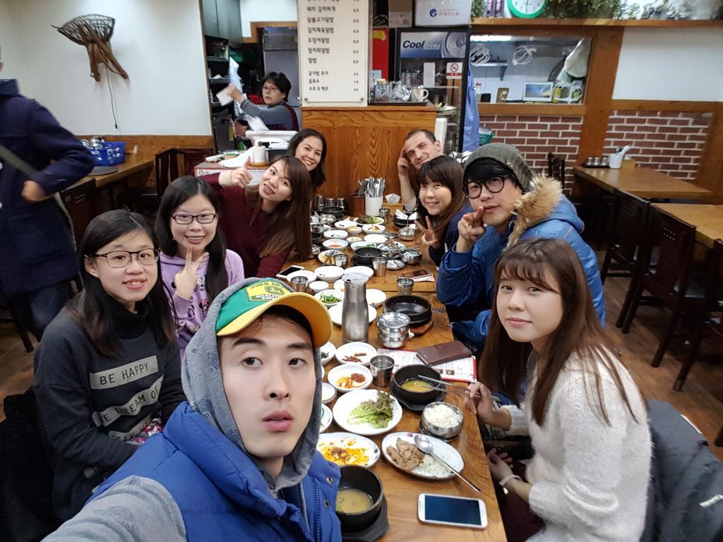 Comeinn Guesthouse Hongdae - Female Only Seoul Ngoại thất bức ảnh